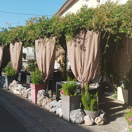 L'Auberge Campagnarde Poueyferré Esterno foto
